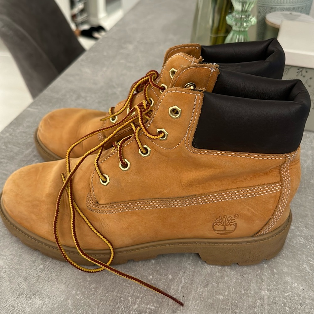 Timberlands Women 6”